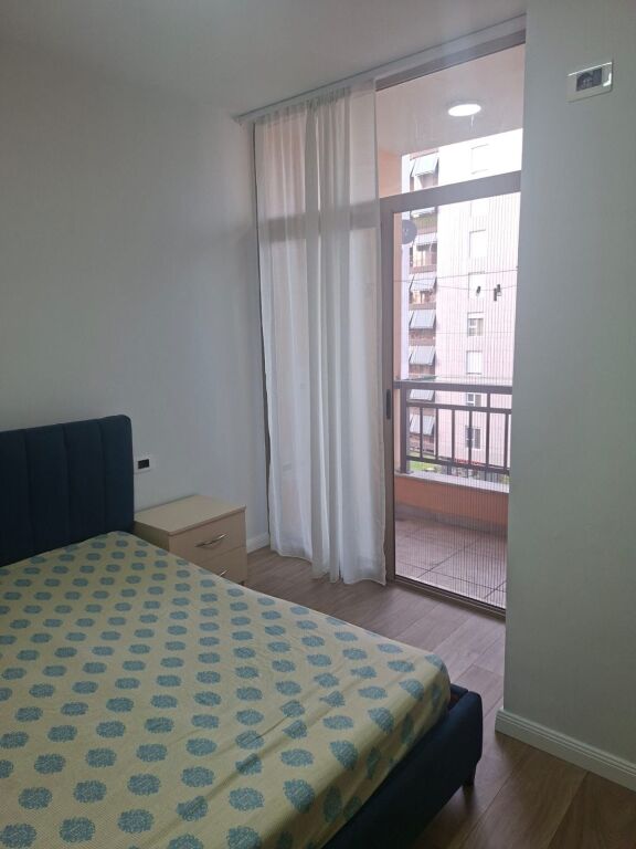 Jepet me qera apartamenti 2+1
