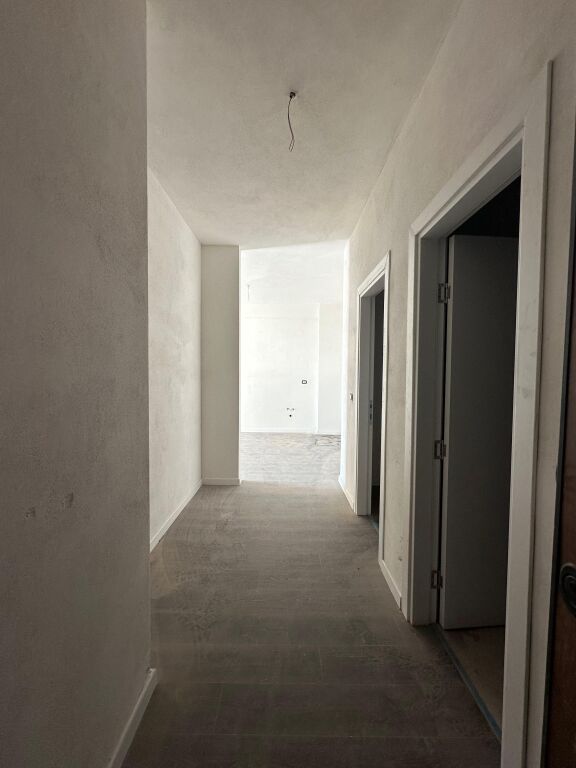 🏢✨ Shitet Apartament 2+1 te Rezidenca Turdiu – Fusha e Aviacionit ✨🏢