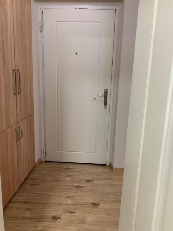 1+1,kat 3 ekzistues,qender,700 euro