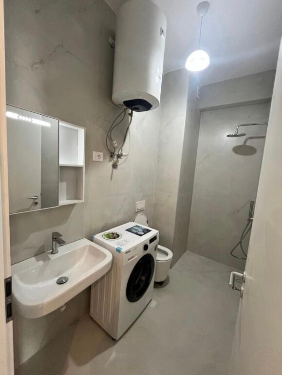 Rent | Apartament 1 + 1 | Ali Demi | 450 €/month