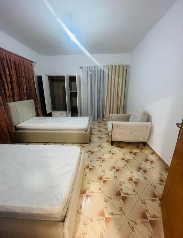 JEPET ME QERA SHTEPI 1+1 - SANATORIUMI, TIRANE