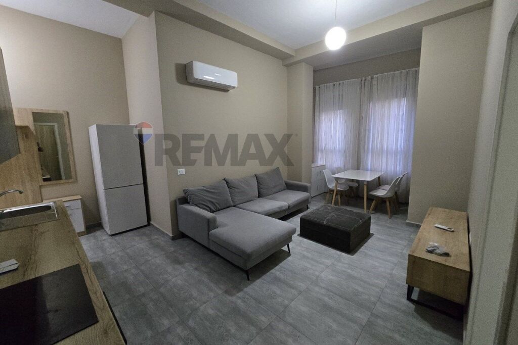 Shitet apartament 2+1 Kompleksi Kontakt