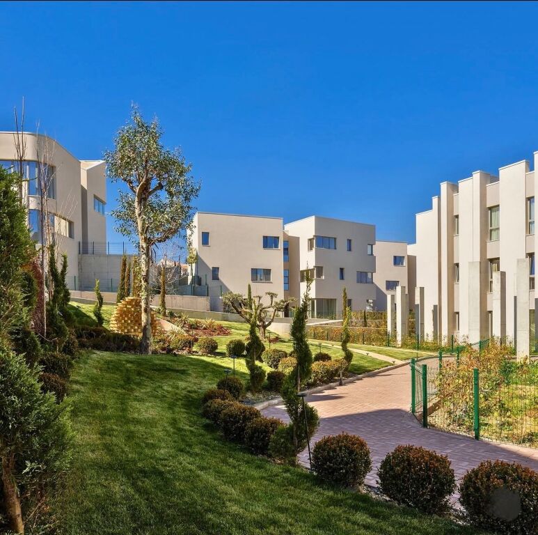 Shitet Vilë Okazion - Green Valley Residence, Liqeni i Thatë