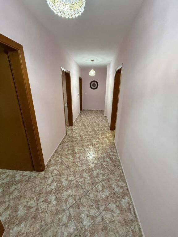 Apartment 2+1 for rent Willson Square