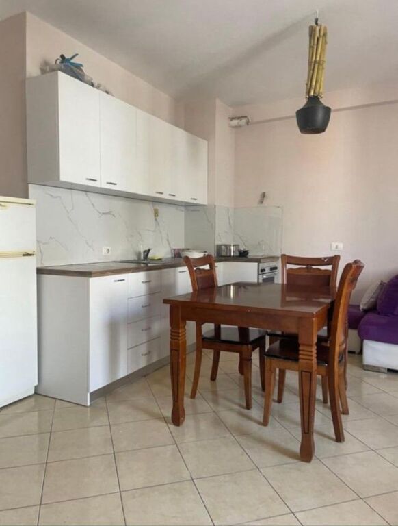 Qera | Apartament 1 + 1 | Yzberisht | 400 €/muaj