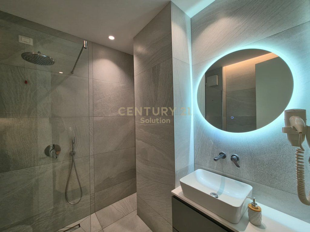 PREMIUM STUDIO FOR RENT, OPPOSITE RADISSON