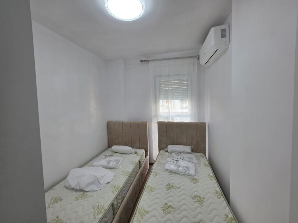 Rent | Apartament 2 + 1 | Rruga 5 Maji | 550 €/month