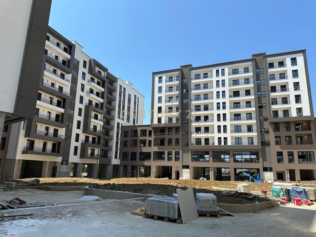 SHITET APARTAMENT 2 + 1 NE KINOSTUDIO !