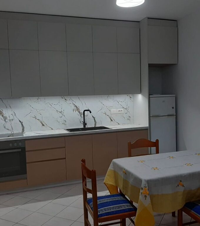 Apartament me qer 2+1 prane Ish Doganes