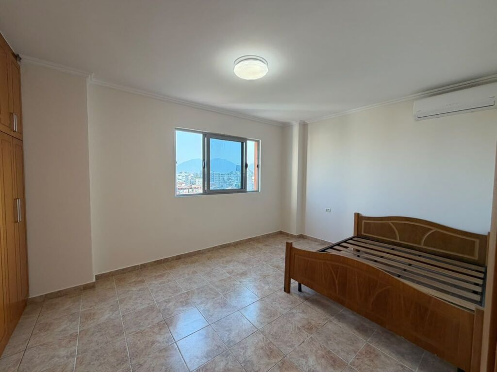 Apartament 2+1 per qira ne Selite.