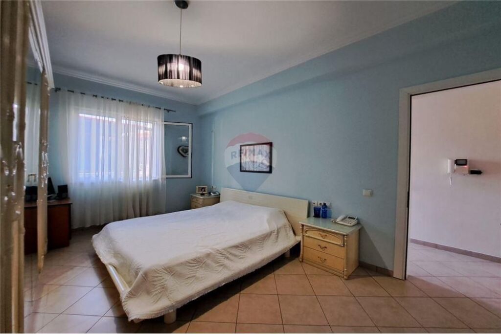 🏡 3-STORY DUPLEX FOR RENT | NEAR THE OLD COURT, VLORË