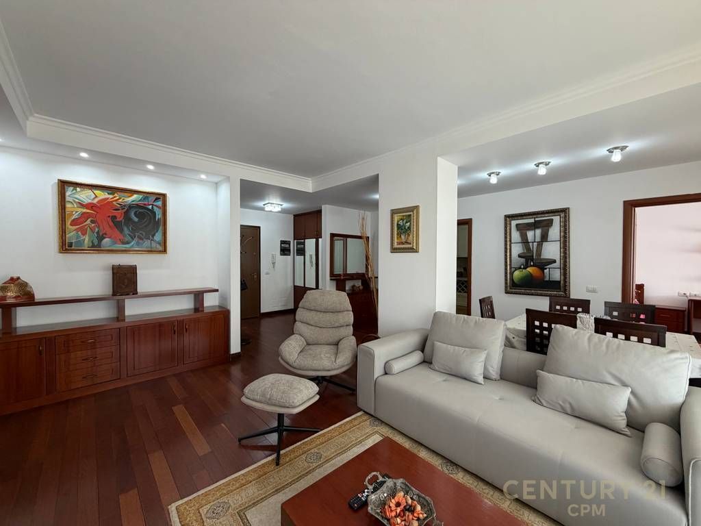 🏠 JEPET ME QIRA 2+1 ME PARKIM – RRUGA E ELBASANIT