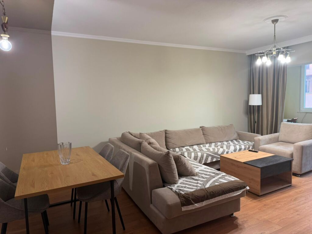 Apartament me qira 1+1 Kika 1 , Komuna Parisit