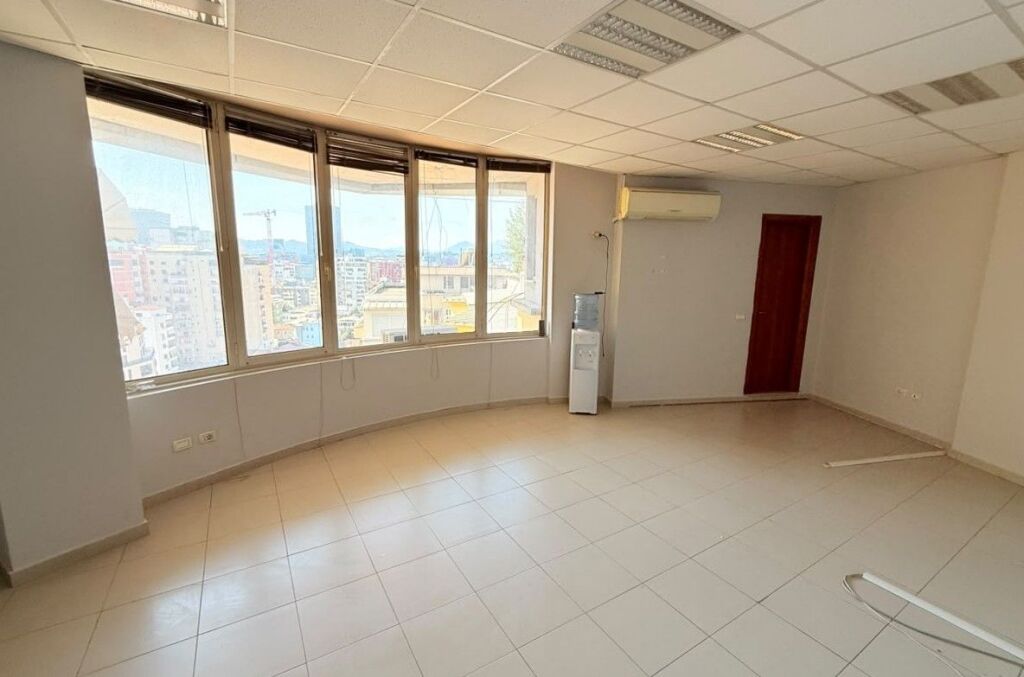 📌 OFFICE SPACE FOR RENT – SELVIA