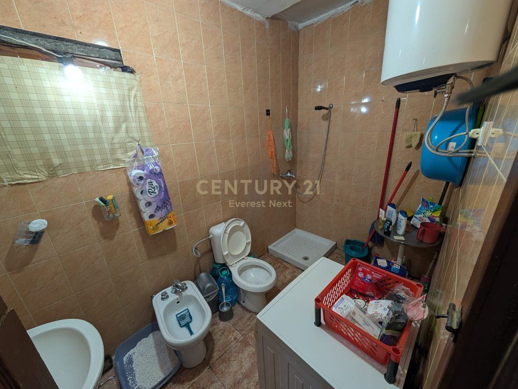 Apartment 2+1 for sale in Lapraka