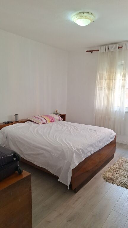 Apartament 2+1 📍 Rruga e Kavajes