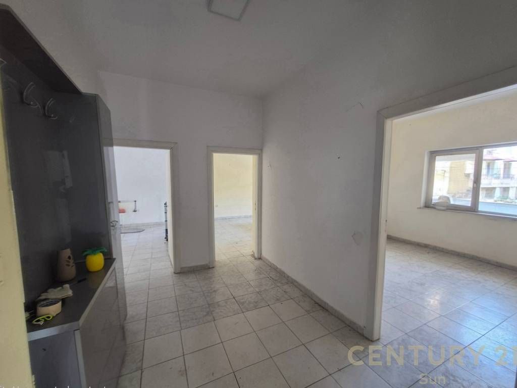 Apartament 3+1+2 Ballkone per shitje te Vasil Shanto
