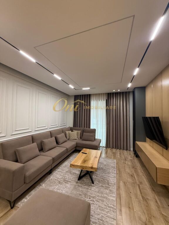 LIQENI I THATE, APARTAMENT PER QERA 2+1+2+POST PARKIMI