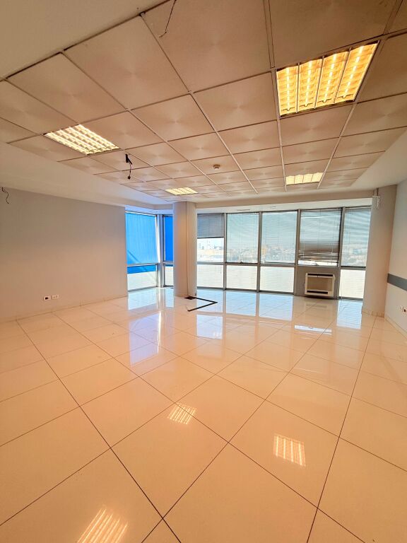 Office for rent at Selvia !