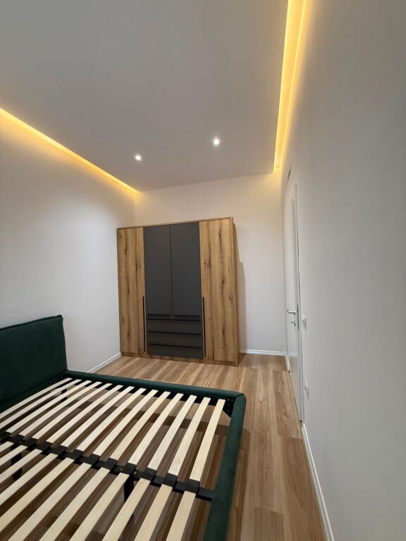 Super Apartament me qera tek Golden Park/ Amerikan 3