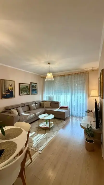 FIORI DI BOSCO, APARTAMENT 1+1 PER QIRA