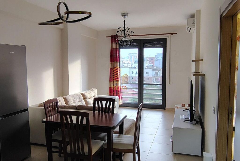 Qira, Apartament 1+1+Blk,Pazar i ri, 60.000 Leke/muaj