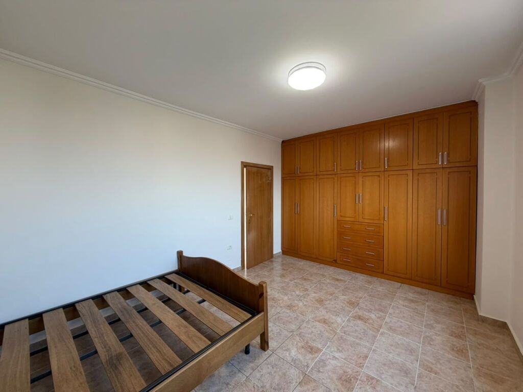Apartament 2+1 per qira ne Selite.