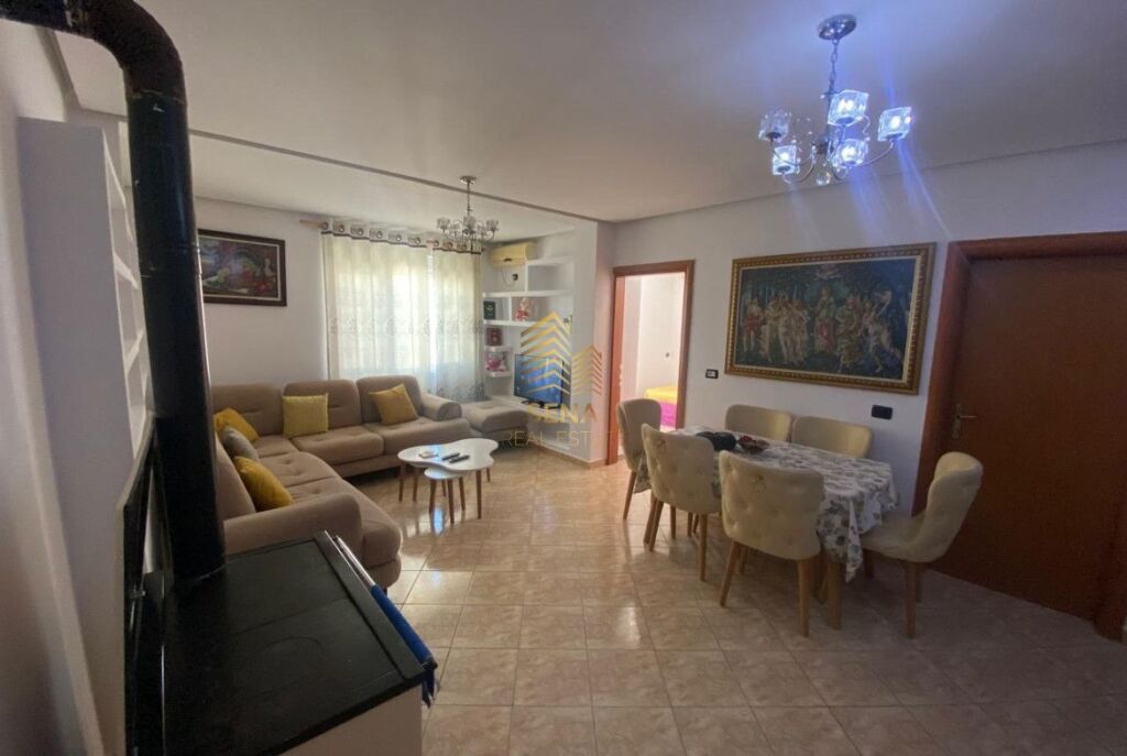 Affitto, Appartamento 2+1+Blk, Yzberisht-Pallatet Cabej, 50.000 Leke/Mese