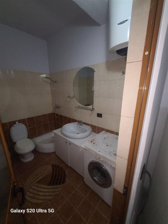 Apartament 2+1 ne shitje ne Yzberisht (115,000 Euro)