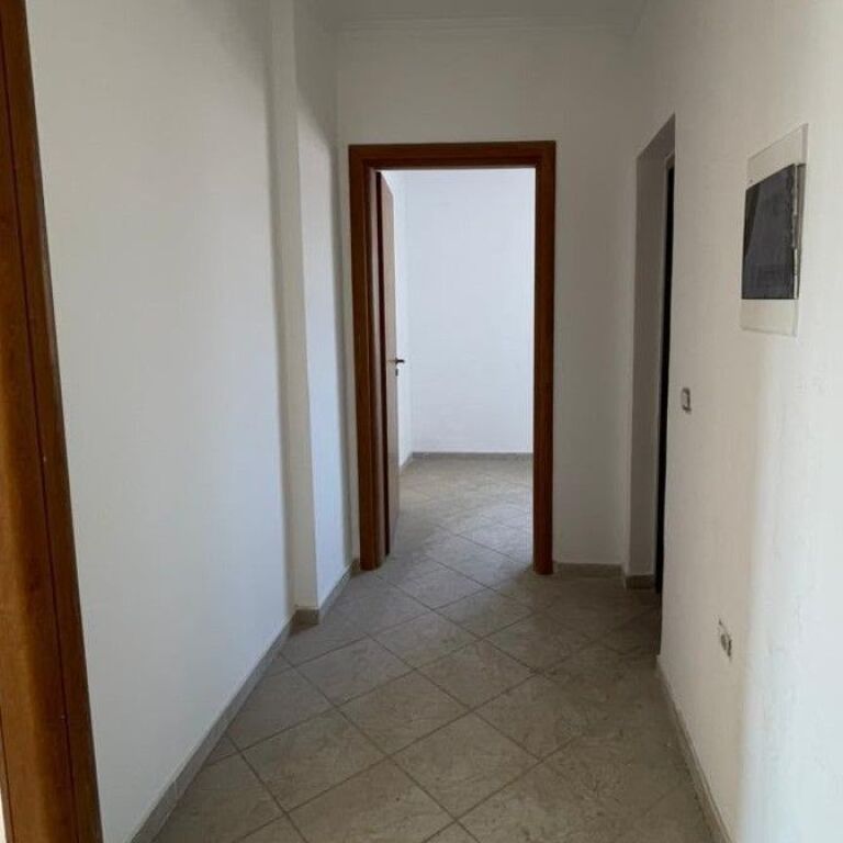 🔥 OKAZION | ULËT ÇMIMI ‼️‼️  🏡 SHITET APARTAMENT 2+1 ME VERANDË – ASTIR