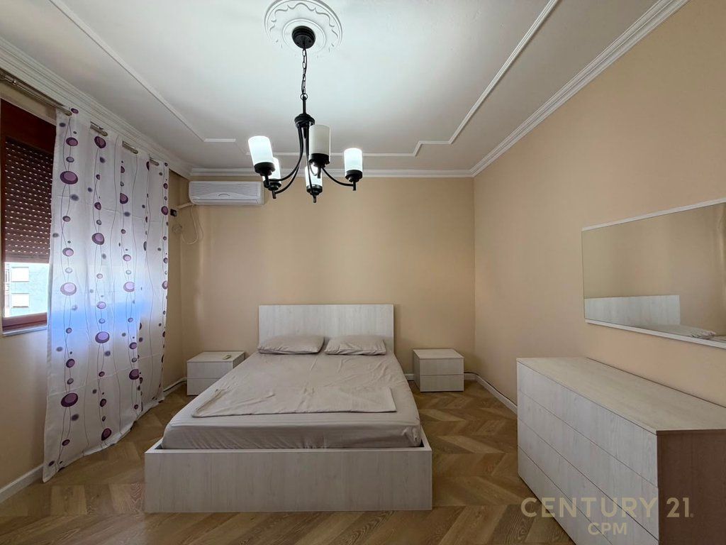 Apartament 4+1 per qira tek ish Ekspozita 1,400 € /Muaj 130,000 Lekë /Muaj
