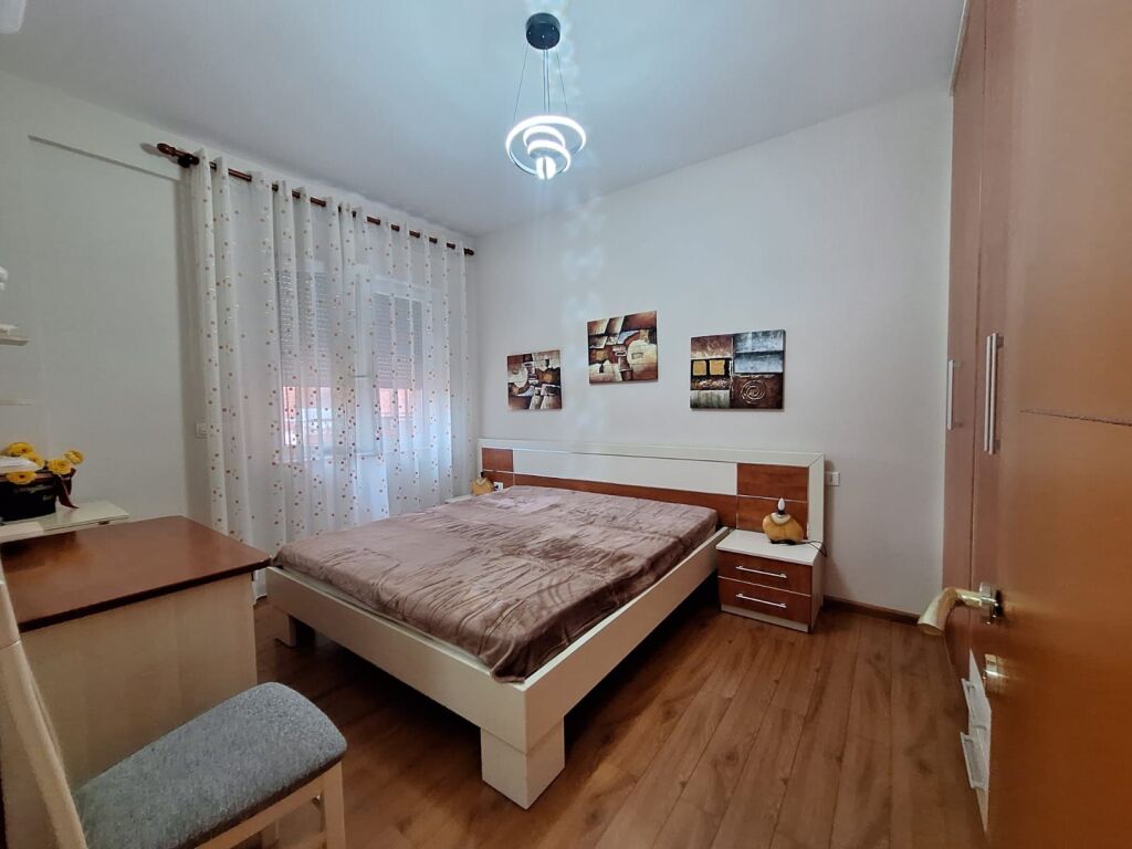 APARTAMENT 1+1, Rruga e bogdaneve