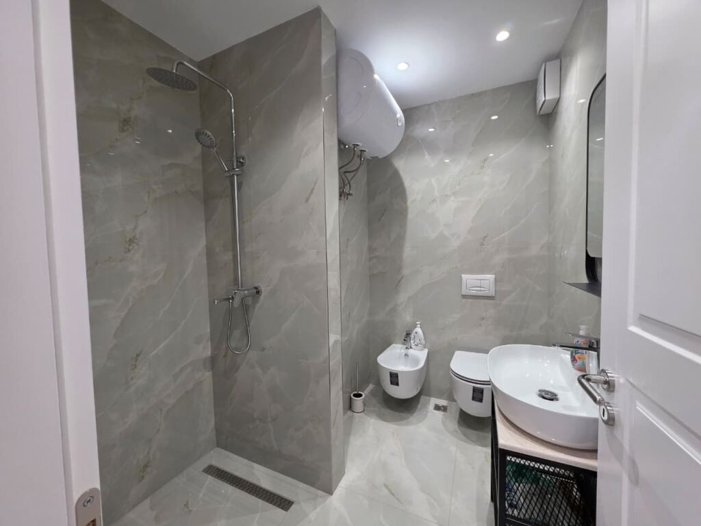 📌 APARTMENT 2+1 FOR RENT – PARIS COMMUNE
