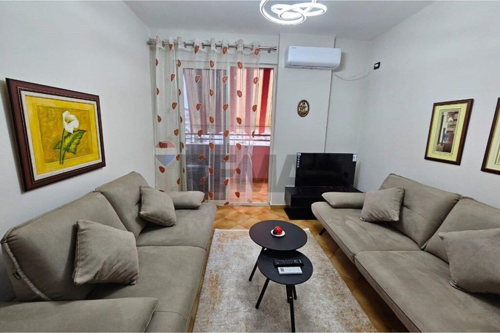 Apartament 1+1 per qira tek Sheshi Wilson!