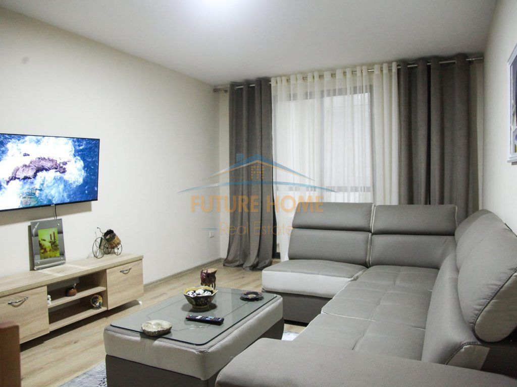 Qera , Apartament 2+1, Rruga Kongresi i Manastirit, Tirane.