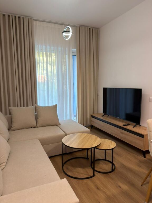 Affittasi appartamento 1+1 Residenza Oxa Fresk 40.000 leke