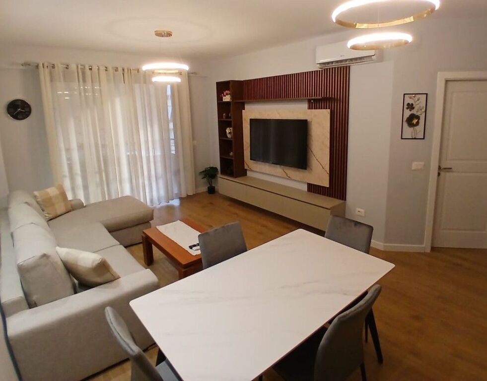 📌 APARTMENT 2+1 FOR RENT – PARIS COMMUNE