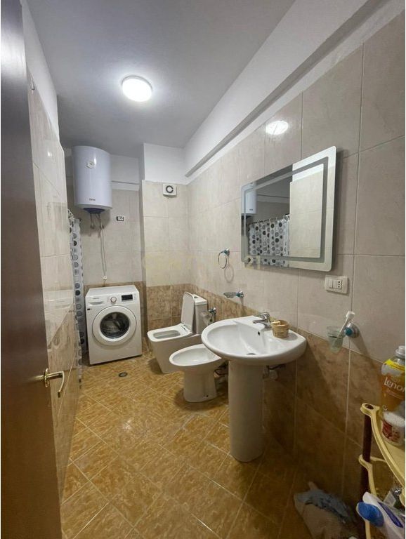 Appartamento 2+1 in Vendita a Golem, Vicino al Mare !