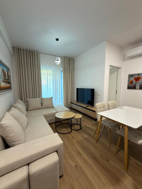 Affittasi appartamento 1+1 Residenza Oxa Fresk 40.000 leke
