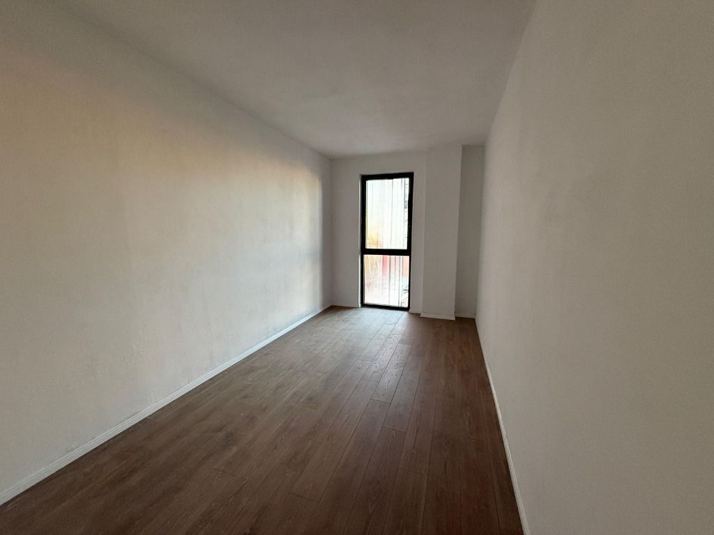 Office for rent at Galeria Roma, Kavajes Street