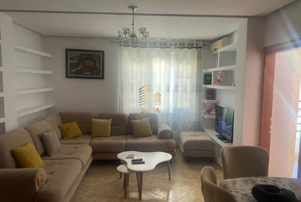 Affitto, Appartamento 2+1+Blk, Yzberisht-Pallatet Cabej, 50.000 Leke/Mese