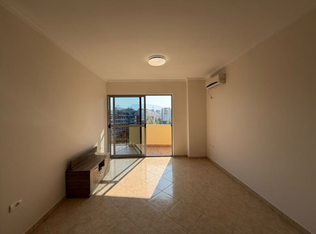Apartament 2+1 per qira ne Selite.