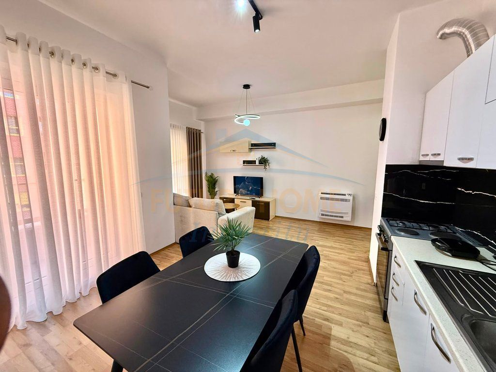 Qera Apartament 1+1, Kompleksi Mangalem, Tiranë.