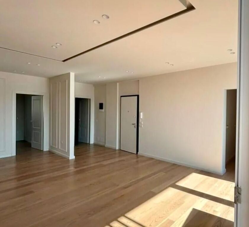 🏡 Shitet Apartament 3+1 – Sauk, Tiranë