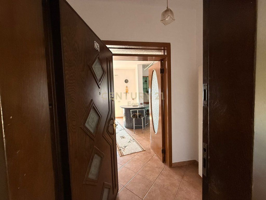 Apartament 1+1 Me Qira në Ish Rajoni i Policisë, Durrës !