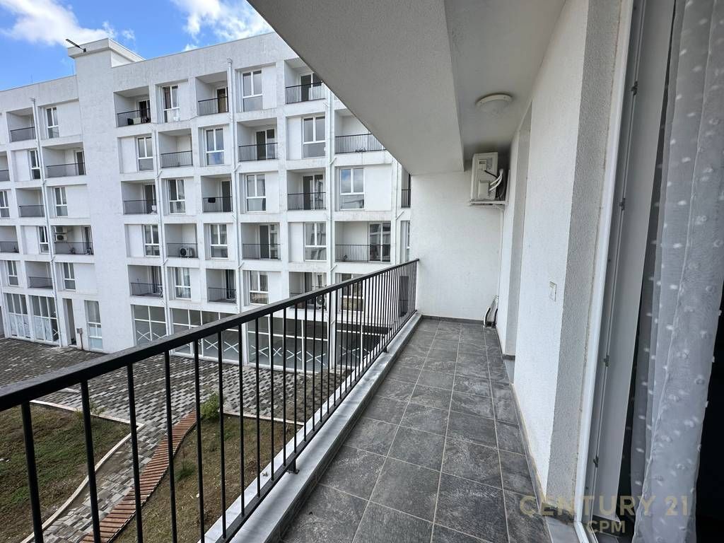Apartament 3+1 Me Qira Rruga 5 Maji