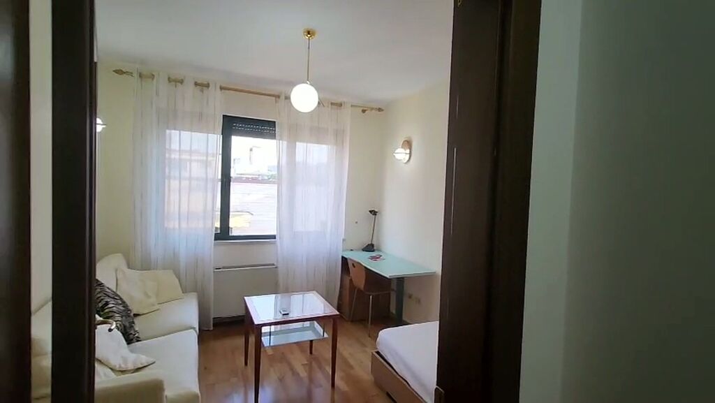 APARTMENT 2+1 1,500 EURO UNIVERSITY BOOK