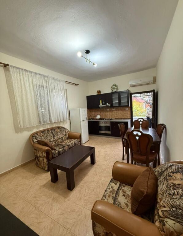 Appartamento 1+1+1 con Balcone in Affitto