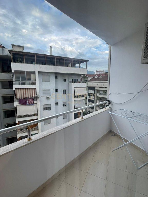 APPARTAMENTO 1+1 IN VENDITA, RISTORANTE FRESKU 110.000 €