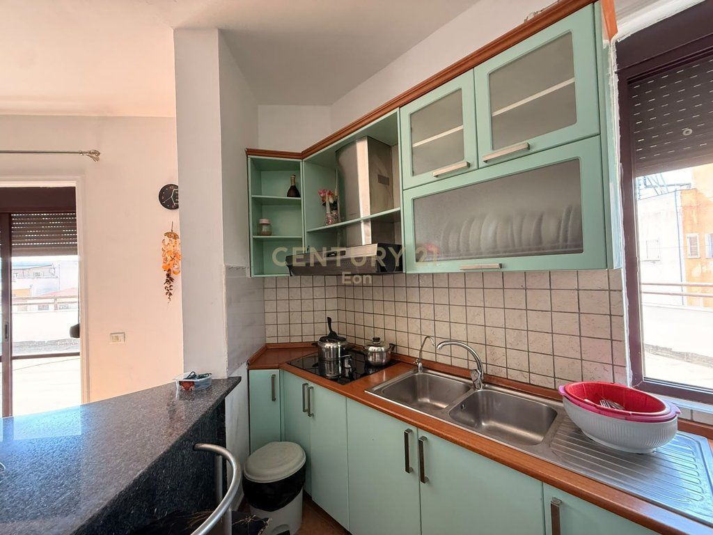 Apartament 1+1 Me Qira në Ish Rajoni i Policisë, Durrës !